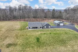 643 Deturksville Rd, Pine Grove, PA 17963 - Photo 3