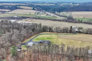 643 Deturksville Rd, Pine Grove, PA 17963 - Photo 17