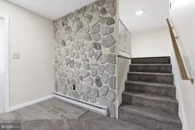 523 W Laurel Street, Frackville, PA 17931 - Photo 9