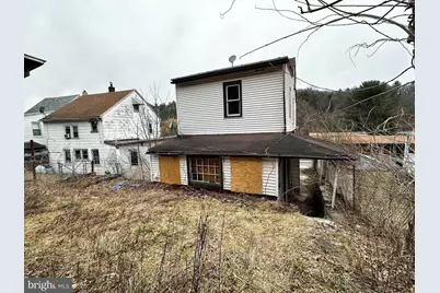 531 Peacock Street, Pottsville, PA 17901 - Photo 5