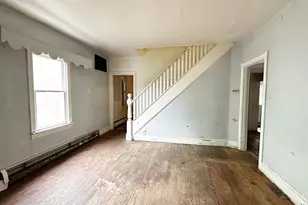 531 Peacock St, Pottsville, PA 17901 - Photo 11