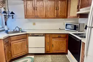 113 E Mahanoy St, Mahanoy City, PA 17948 - Photo 11