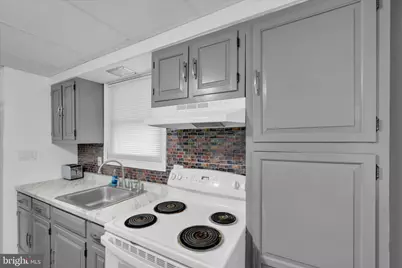 435 W Centre Street, Shenandoah, PA 17976 - Photo 13