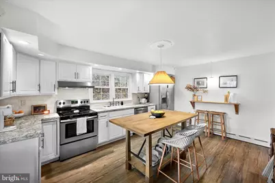 412 E Bacon Street, Pottsville, PA 17901 - Photo 9