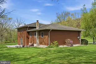 74 Municipal Rd, New Ringgold, PA 17960 - Photo 37