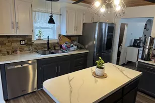 1148 W Coal St, Shenandoah, PA 17976 - Photo 9