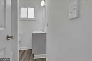 120 E Chestnut St, Frackville, PA 17931 - Photo 17