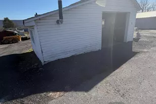 917 E Wiconisco Ave, Tower City, PA 17980 - Photo 11