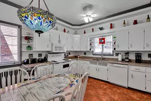 431 Centre St, Ashland, PA 17921 - Photo 11