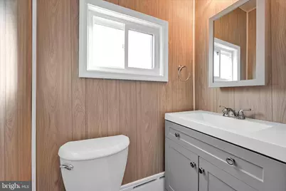 8 N Wolfe Street, Pottsville, PA 17901 - Photo 17