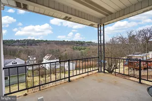 230 W Howard Ave, Coaldale, PA 18218 - Photo 17