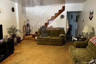 110 E Grant St, McAdoo, PA 18237 - Photo 9