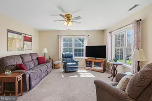 204 Pine Crest Village Dr, Pine Grove, PA 17963 - Photo 3