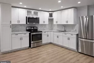 506 Pine Hill St, Minersville, PA 17954 - Photo 9