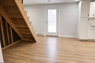 506 Pine Hill St, Minersville, PA 17954 - Photo 5