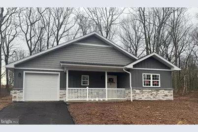 103 Hidden Forest Dr, Hazleton, PA 18202 - Photo 1