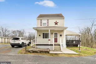 24 S School Row St, Pottsville, PA 17901 - Photo 1