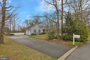 2004 Ridgeview Dr, Orwigsburg, PA 17961 - Photo 5