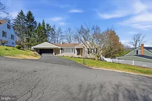 115 Mahantongo Dr, Pottsville, PA 17901 - Photo 29