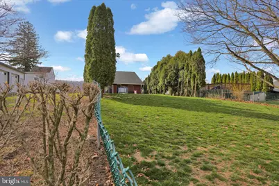 1506 Mount Hope Avenue, Pottsville, PA 17901 - Photo 3