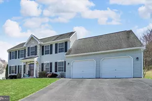 111 Holly Rd, Orwigsburg, PA 17961 - Photo 9