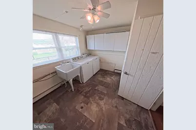 2057 Mahantongo Street, Pottsville, PA 17901 - Photo 17