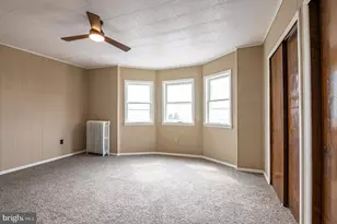 201 Ohio Ave, Shenandoah, PA 17976 - Photo 21