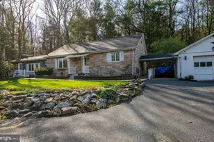 127 Molleystown Rd, Pine Grove, PA 17963 - Photo 3