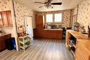 233 S Liberty St, Orwigsburg, PA 17961 - Photo 11