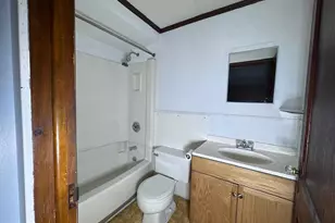 325 New Castle St, Minersville, PA 17954 - Photo 9