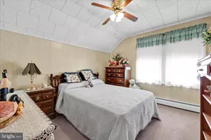 425 W Market St, Orwigsburg, PA 17961 - Photo 21