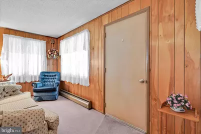 425 W Market Street, Orwigsburg, PA 17961 - Photo 9