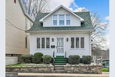 425 W Market Street, Orwigsburg, PA 17961 - Photo 1