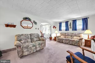 425 W Market St, Orwigsburg, PA 17961 - Photo 11