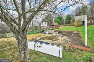 457 Church St, Minersville, PA 17954 - Photo 9