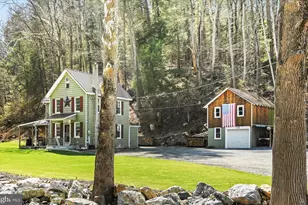 132 Geary Wolfe Rd, Pine Grove, PA 17963 - Photo 13