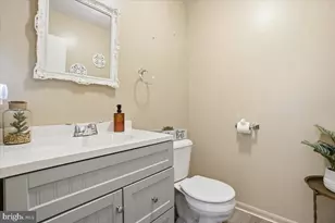 702 Village Rd, Orwigsburg, PA 17961 - Photo 11