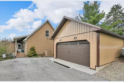 464 Wynonah Drive, Auburn, PA 17922 - Photo 7