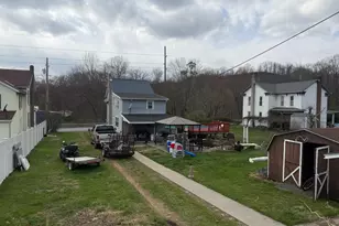 412 E Railroad Ave, New Ringgold, PA 17960 - Photo 25