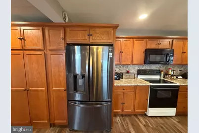 412 E Railroad Avenue, New Ringgold, PA 17960 - Photo 5