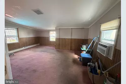 412 E Railroad Avenue, New Ringgold, PA 17960 - Photo 15