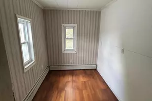 241 Pierce St, Pottsville, PA 17901 - Photo 5