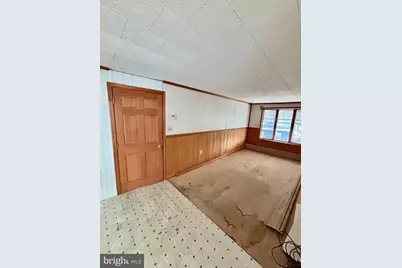 241 Pierce Street, Pottsville, PA 17901 - Photo 17