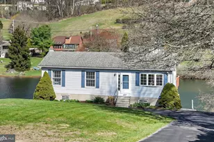 457 Wynonah Dr, Auburn, PA 17922 - Photo 1