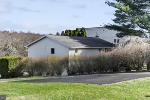 457 Wynonah Dr, Auburn, PA 17922 - Photo 37