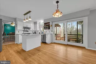 826 Pinewood Dr, Pottsville, PA 17901 - Photo 15