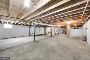 555 S Garfield Ave, Frackville, PA 17931 - Photo 21