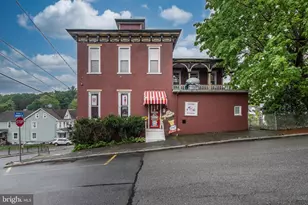 300 Lafayette St, Tamaqua, PA 18252 - Photo 1