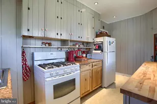 623 Brockton Mountain Dr, Barnesville, PA 18214 - Photo 9