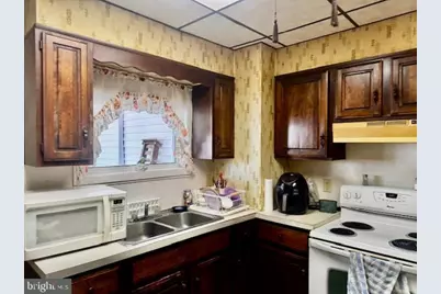 320 W Coal Street, Shenandoah, PA 17976 - Photo 11